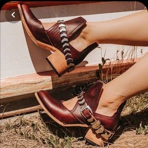 Freebird Blade bootie